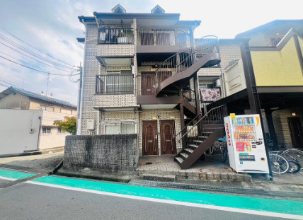 2棟一括×収益性重視の一棟 伊丹市 新耐震の外観