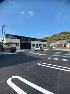【駐車場】 | ラ・ルーエ　Ⅱ | 駐車スペースもあります