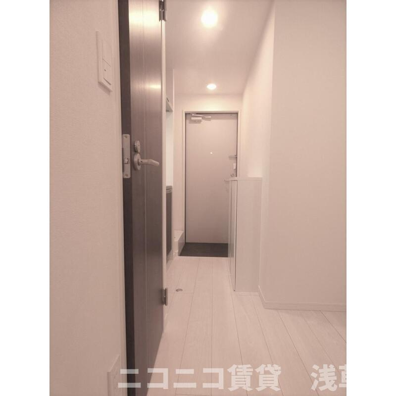 グランクオール小岩の玄関