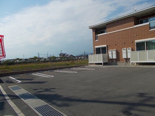【駐車場】 | ボニート・ショコラⅠ | 駐車場です