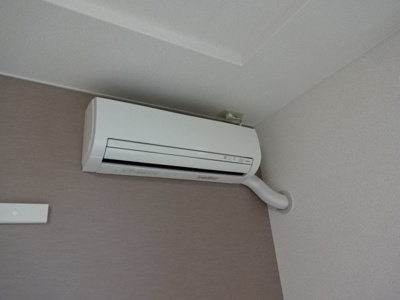 【設備】 | シャインヒルズⅢ | エアコン