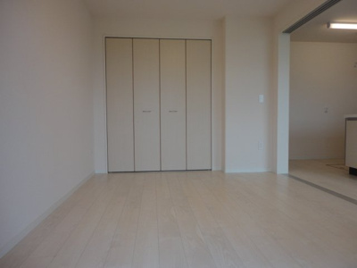 【内装】 | ルーヴル円明寺 | 室内