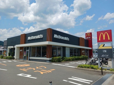 【周辺】 | サンフィオーレ | マクドナルド ９号線千代川店まで400m