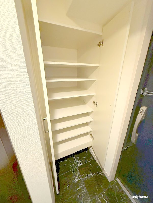 カスタリア堺筋本町　仲介手数料無料の収納