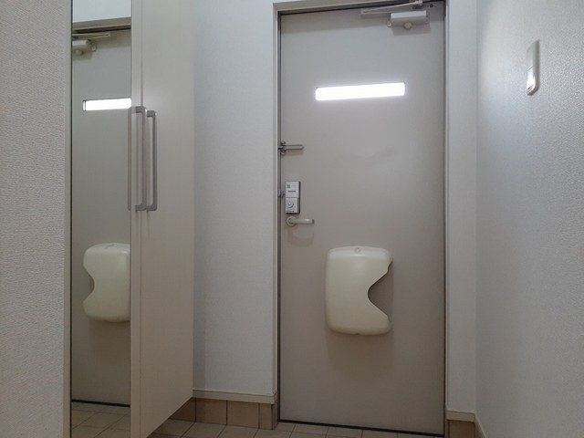 クイーン・カーサの玄関
