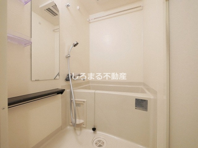 プレサンス谷町九丁目ディセオの浴室