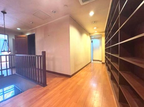 足代２丁目住宅付店舗戸建の内装