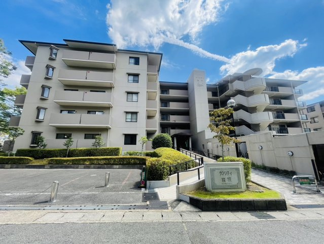 サンシティ桂坂ロイヤル参番館