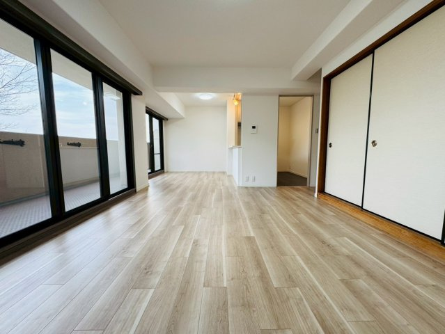 サンシティ桂坂ロイヤル参番館