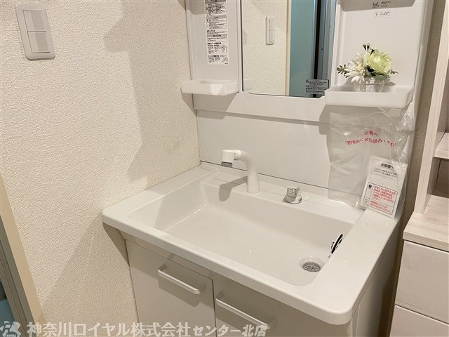 【独立洗面台】