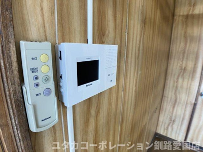 【防犯設備】 | 緑ケ岡6丁目42-61売家 | 来客時に相手の顔が見えるから、防犯面も安心☆