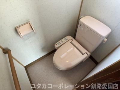【トイレ】 | 緑ケ岡6丁目42-61売家 | 毎日の生活を快適にする、機能的なトイレ空間☆