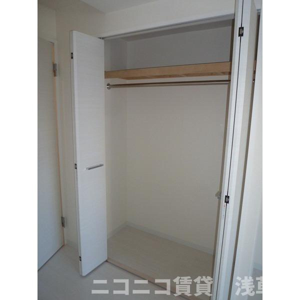 ＲＩＶＩＥＲＥ　ＳＥＰＴの収納