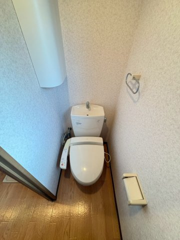 エメラルドグリーン西北のトイレ