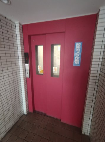ライオンズマンション神戸花隈のロビー