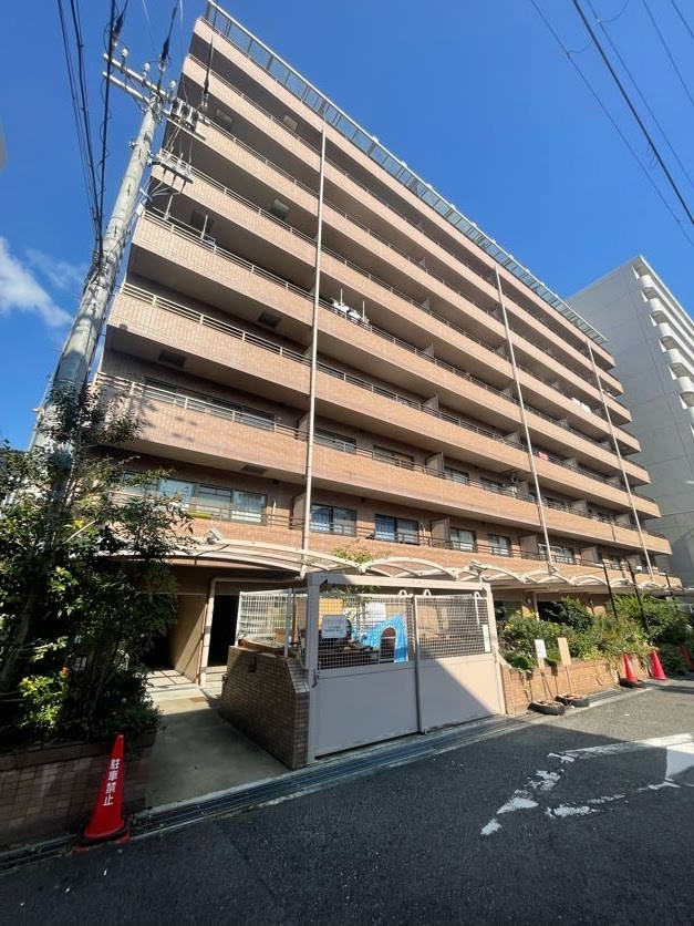 神戸市兵庫区西上橘通１丁目の賃貸マンションの外観