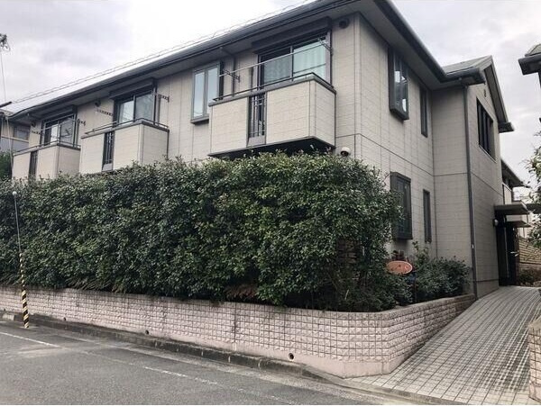 尼崎市上ノ島町３丁目のアパートの外観|外観は落ち着いています