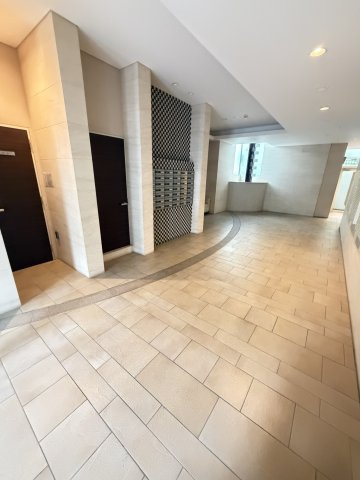神戸市中央区下山手通６丁目の賃貸マンションのロビー