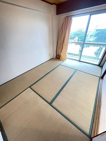 ユーミーハイツ