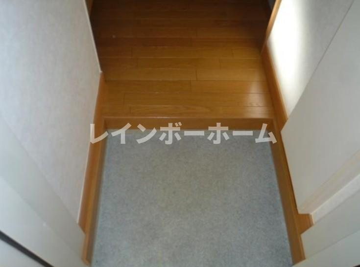コロネードの玄関