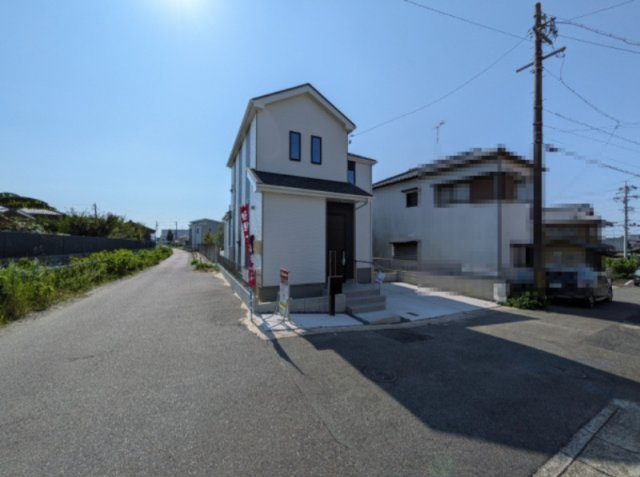 小牧市大字本庄　新築戸建の前面道路含む現地写真|前面道路含む現地写真です