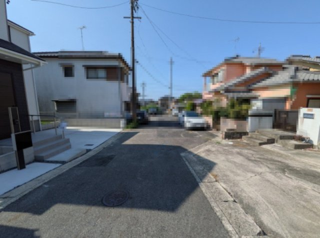 小牧市大字本庄　新築戸建の前面道路含む現地写真|前面道路含む現地写真です