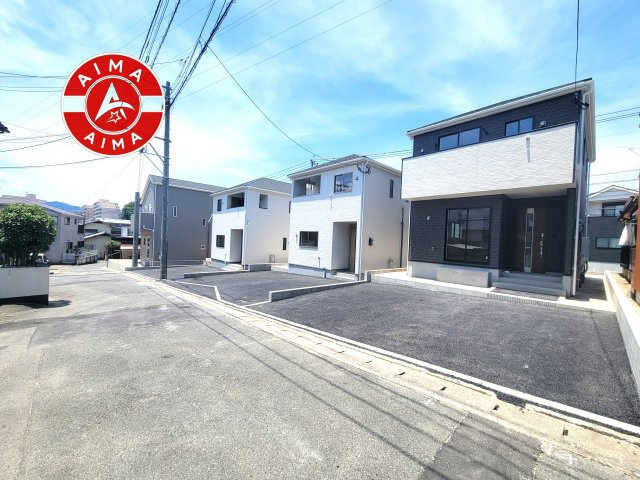 福岡市早良区梅林7丁目第6-4棟（1号棟）の前面道路含む現地写真|見学の時間などお気軽にお問い合わせ下さい。