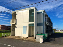 落ち着いた雰囲気の外観です