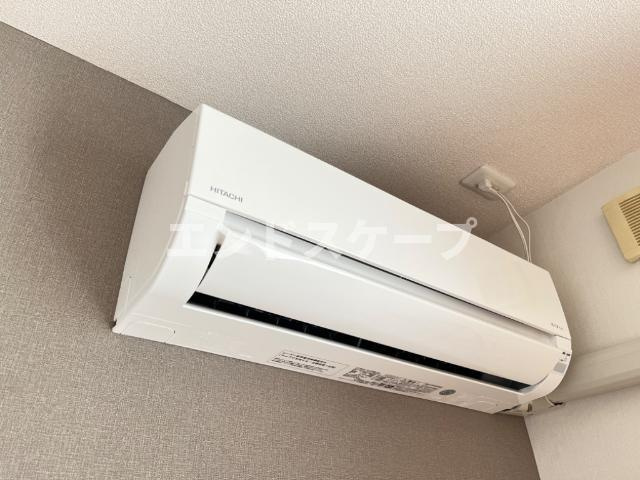 ヒーリングカーサＡの設備|エアコン
高崎、前橋のお部屋探しはエンドスケープまで！お客様の理想お聞かせ下さい♪