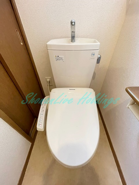 藤沢市湘南台２丁目の賃貸マンションのトイレ