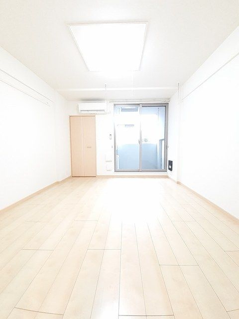 オークヴィラの居間・リビング