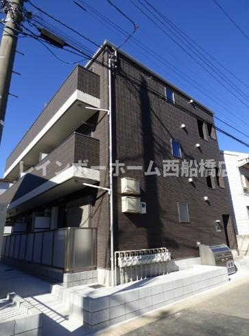 千葉市花見川区幕張本郷７丁目のアパート