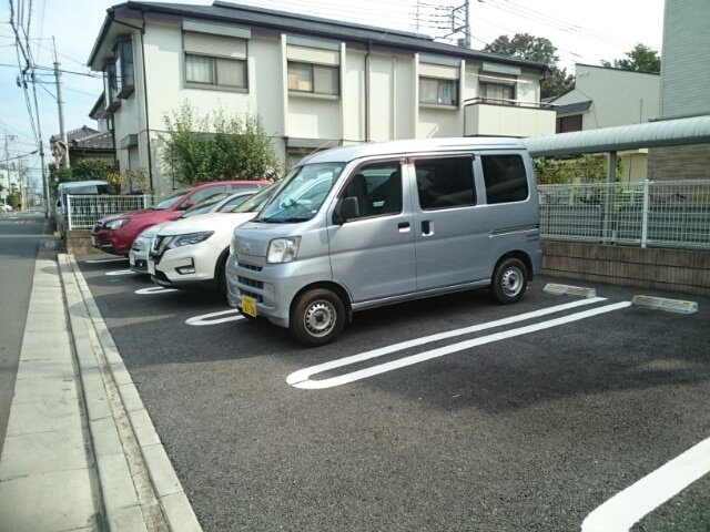 オセアン ジュンの駐車場