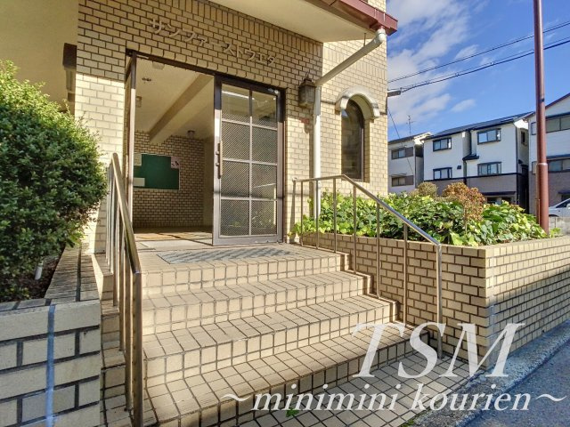 サンファーストウエダのエントランス|入り口エントランス