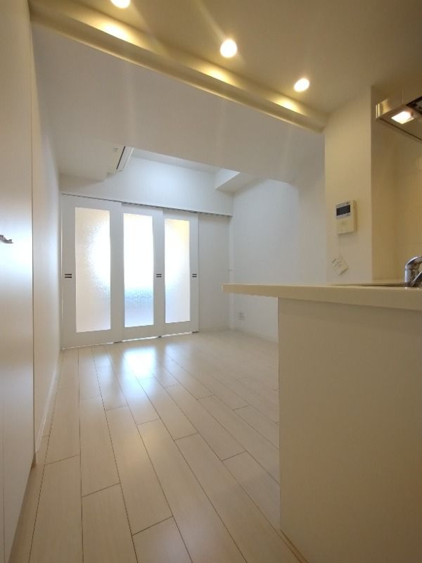 パティオ神田の居間・リビング