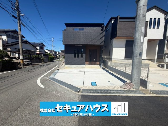 【今からご案内可能】東海市荒尾町奥曽山　全2棟