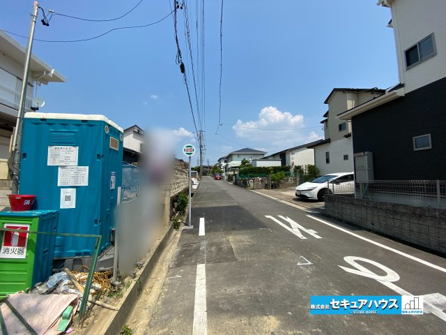 【本日ご案内可能】東海市荒尾町奥曽山　全2棟の前面道路含む現地写真|事前予約にて現地ご見学いただけます！お気軽にお問い合わせください♪
■株式会社　セキュアハウス■
住宅ローンに強く、知識、経験豊富なスタッフ在籍
お客様に寄り添い、ご成約後もサポート致します。