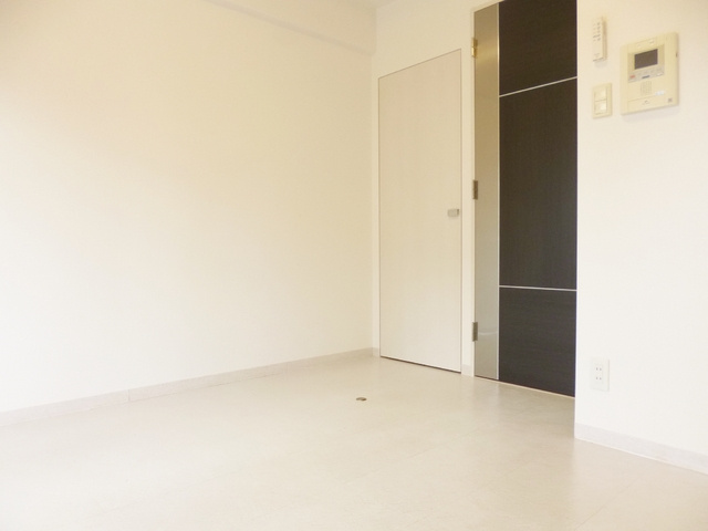 北区滝野川５丁目の賃貸マンションの寝室|6帖の広さがあるお部屋です
