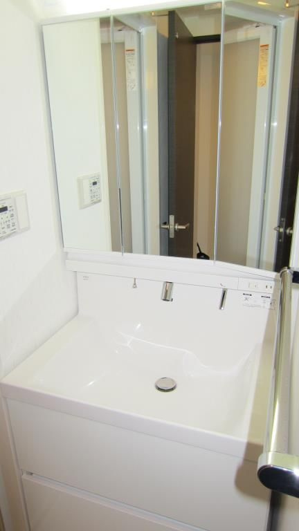 プロスペランド府中の洗面所