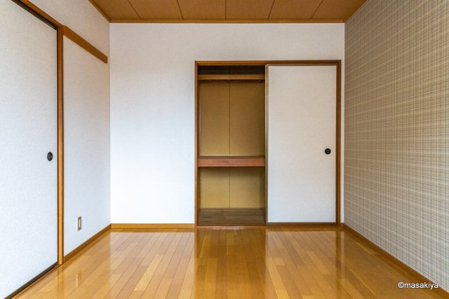 サン・ドエルの収納|室内の写真は同じ建物内の別のお部屋のものです。