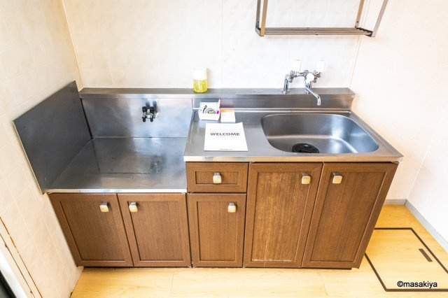 サン・ドエルのキッチン|室内の写真は同じ建物内の別のお部屋のものです。