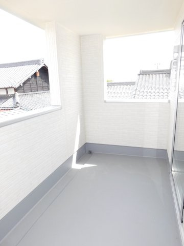 津島市宇治町字茶ノ里の新築一戸建のバルコニー|◇バルコニー◇　　急な天候の変化でも安心なインナーバルコニー♪