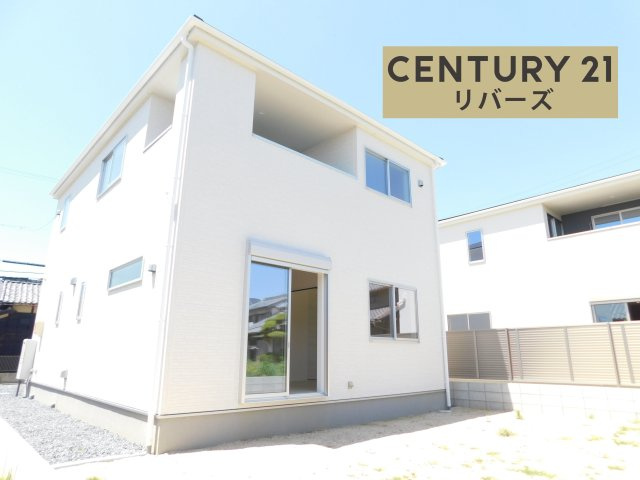 津島市宇治町字茶ノ里の新築一戸建の外観|☆３号棟☆ 　　新価格！！いつでもご案内出来ます♪（お問合せ当日、平日、水曜、夜間でもＯＫ）　敷地６０．５坪！　長期優良住宅♪　駐車並列３台ＯＫ！　南に広い庭付き♪　収納豊富なプラン！