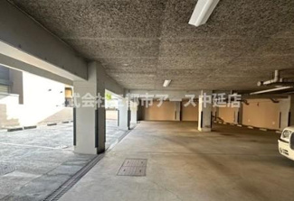 【駐車場】 | コリーヌ八雲　は三都市アース中延店へお任せください！　ご内覧可能なお部屋は物件現地お待ち合わせご案内可能です！