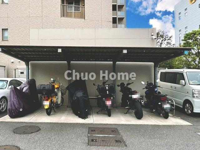 ザ・サウスキャナルレジデンスの駐車場|【バイク置場】最新の空き状況や費用などの詳細は担当スタッフまでお問い合わせください。