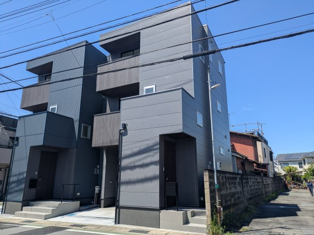 海まで徒歩9分！ 海と街を楽しむ贅沢な住環境