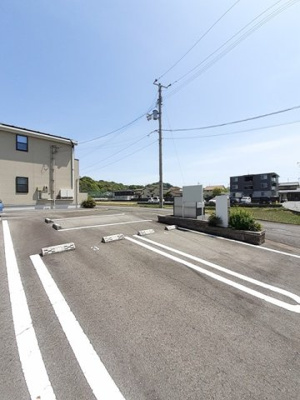 【駐車場】 | ホワイトダフネ
