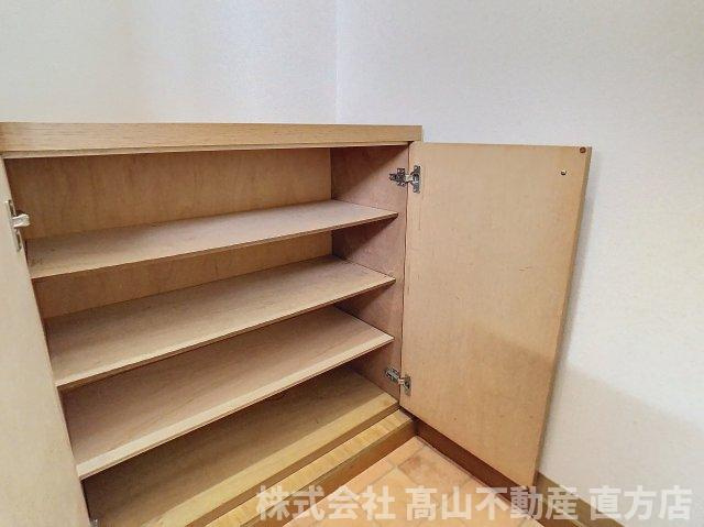 北九州市八幡西区星ケ丘７丁目のアパートの収納