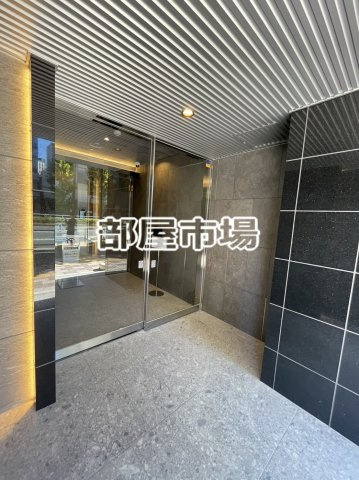 クレイシアIDZ台東竜泉のエントランス