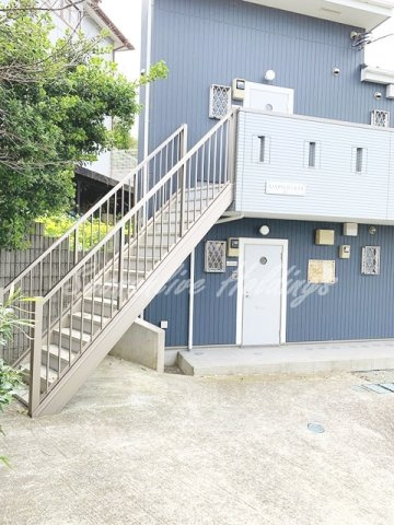 G・Aタウン県立大学Ⅱのエントランス